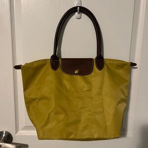 Longchamp Le Pilage Tote ✨